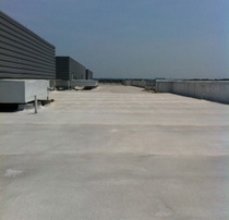 SKYTITE® spray roofing system installed on top of a flat roof